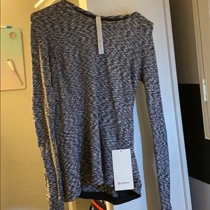Lululemon run der ful long sleeve